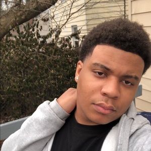 Meet your Posher, Ernest